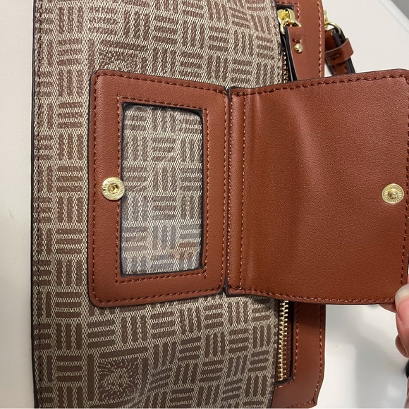 Anne Klein Wristlet & Card Case - Picture 8 of 14